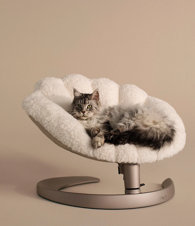 Tavo Pet Shell™ Pet Bed And Swaying Lounger