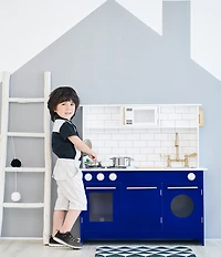 Teamson Kids Little Chef Berlin Modern Play Kitchen