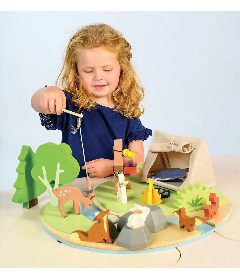 Tender Leaf Toys Wildlife Camping Playset
