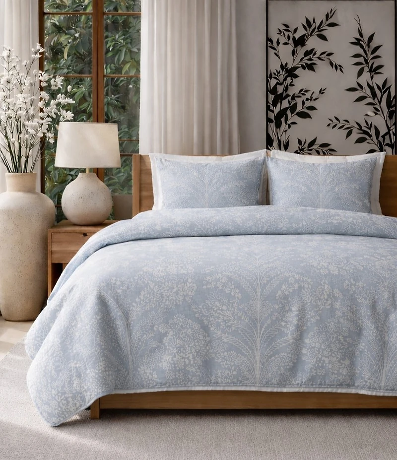 The Art of Home from Ann Gish Printemps Jacquard Pattern Comforter Mini Set