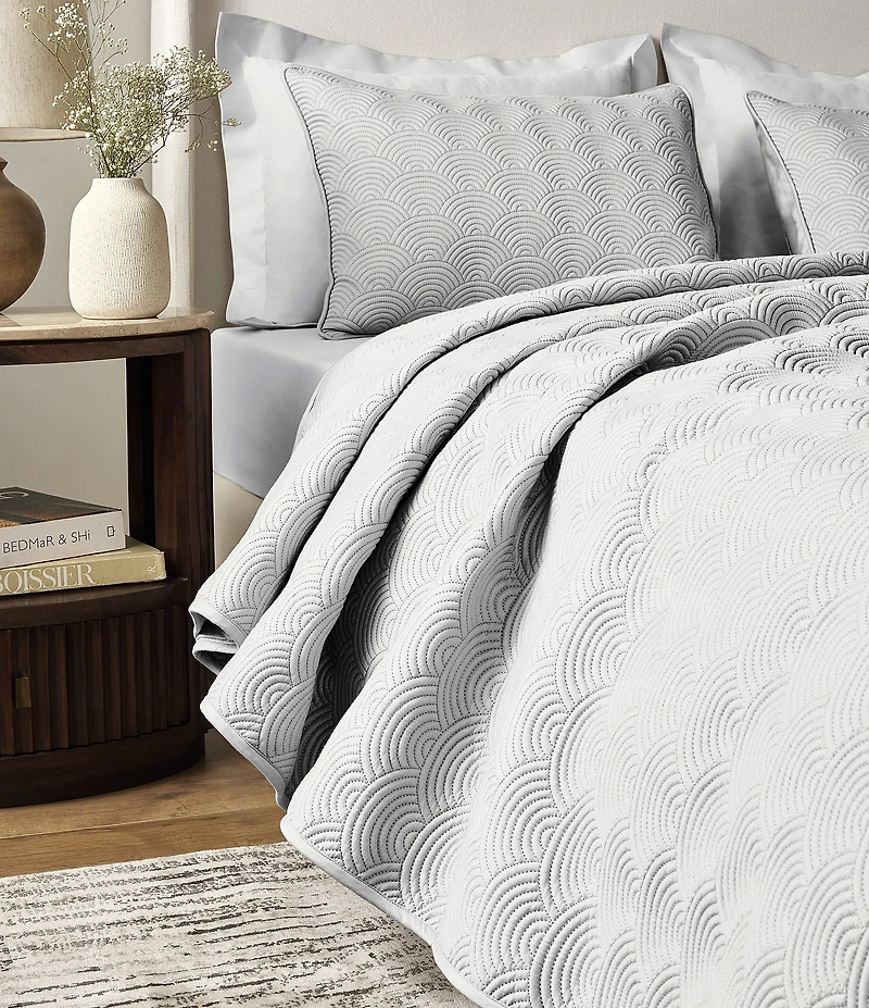 The Art Of Home From Ann Gish Scalloped Coverlet Mini Set