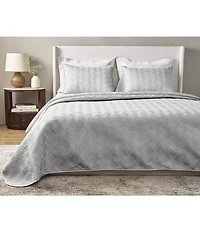 The Art Of Home From Ann Gish Scalloped Coverlet Mini Set