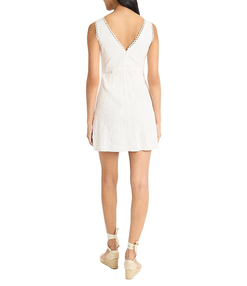 The Good Journey Texture Woven V-Neck Crochet Trim Sheath Mini Dress
