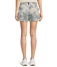 The North Face Class V Pathfinder Printed 3#double; Pull-On Shorts