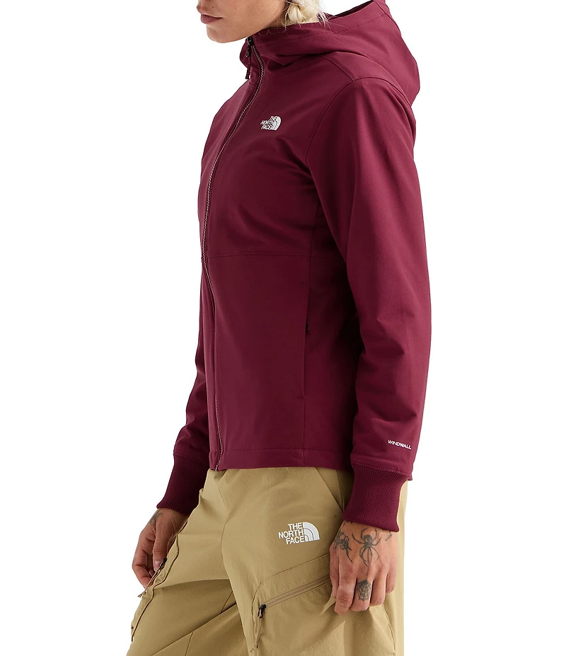 The North Face Shelbe Raschel Windbreaker