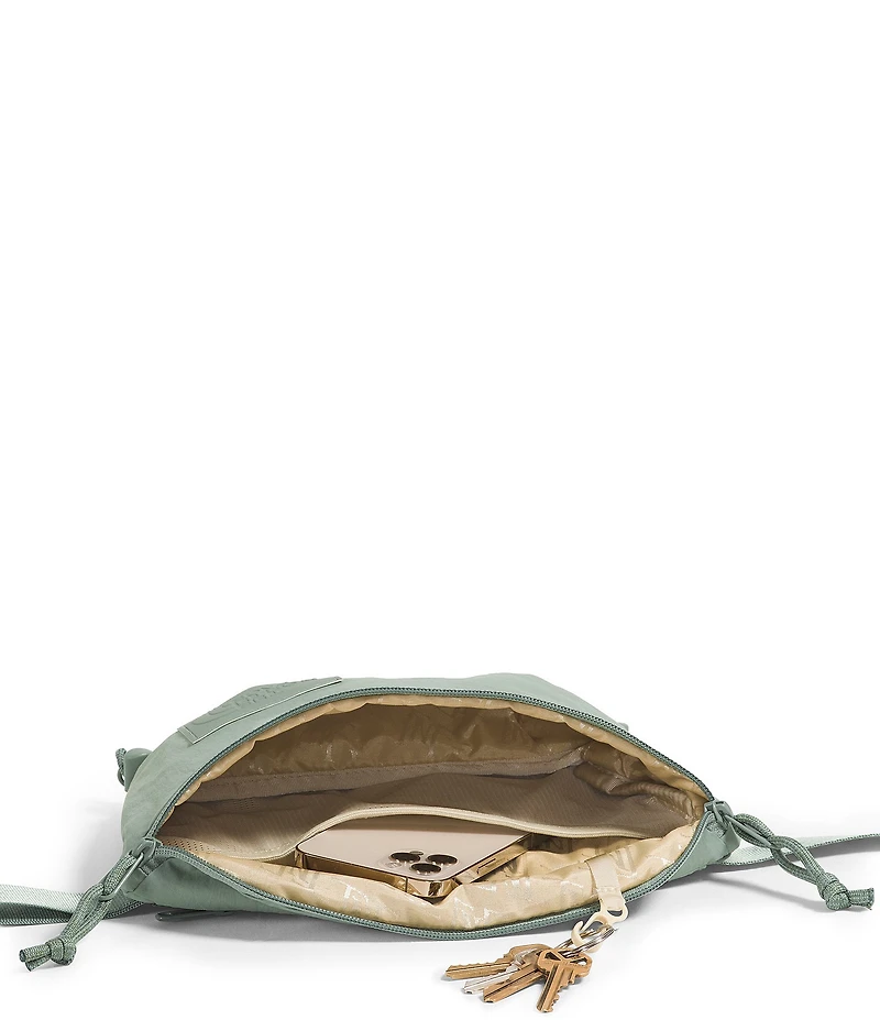 The North Face Women's 2L Never Stop Lumbar Belt Bag