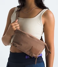 The North Face Women's 2L Never Stop Lumbar Belt Bag