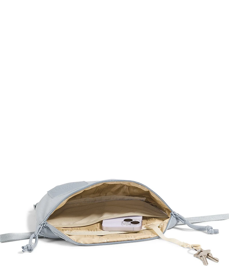 The North Face Women's 2L Never Stop Lumbar Belt Bag