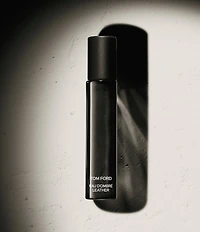 TOM FORD Eau d'Ombre Leather Eau de Toilette Travel Spray