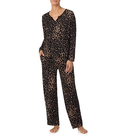 Tommy Bahama Animal Print Long Sleeve Split V-Neck Knit Long Pajama Set
