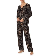 Tommy Bahama Animal Print Long Sleeve Split V-Neck Knit Long Pajama Set