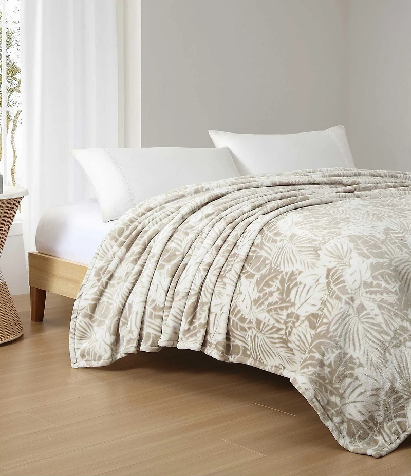 Tommy Bahama Costa Blanca Ultra Soft Plush Fleece Bed Blanket