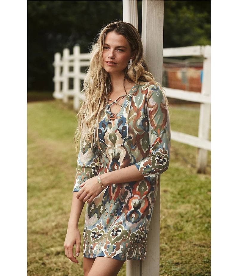 Tommy Bahama Darcy Hideaway Ponte Digital Print Lace-Up V-Neck Long Sleeve Shift Dress