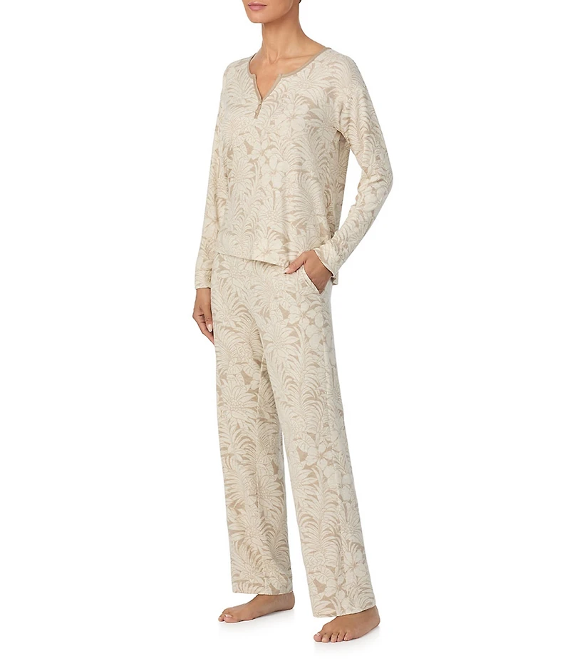 Tommy Bahama Floral Print Long Sleeve Split V-Neck Knit Pajama Set