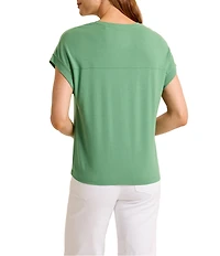 Tommy Bahama Kauai Solid Stretch Jersey V-Neck Short Sleeves Relaxed Fit T-Shirt