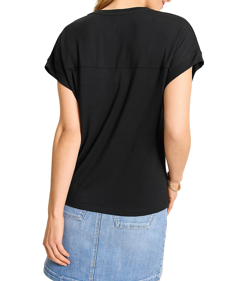 Tommy Bahama Kauai Solid Stretch Jersey V-Neck Short Sleeves Relaxed Fit T-Shirt