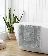 Tommy Bahama Long Branch Tufted Reversible Bath Rug