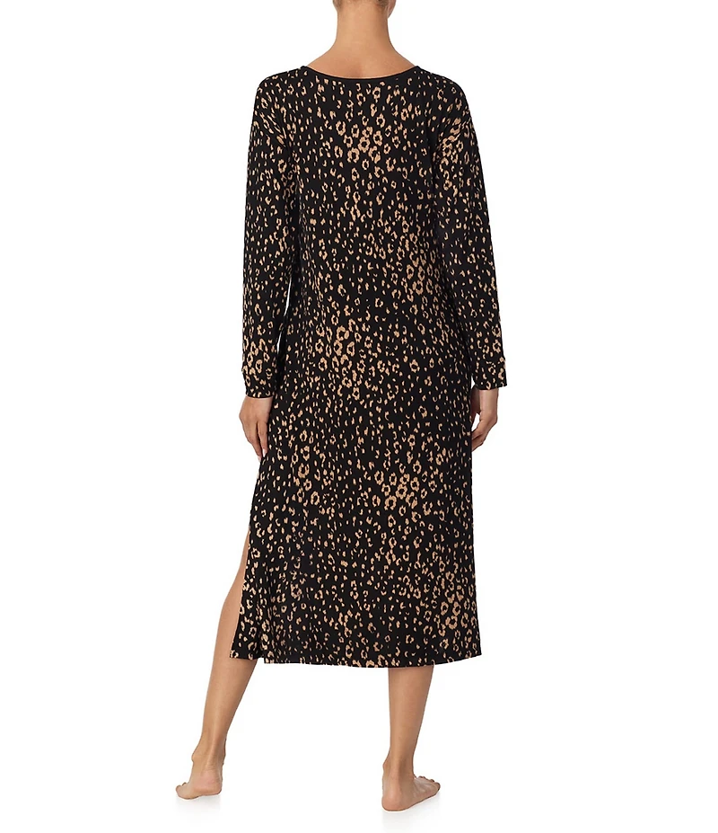 Tommy Bahama Long Sleeve Round Neck Knit Leopard Print Long Lounger