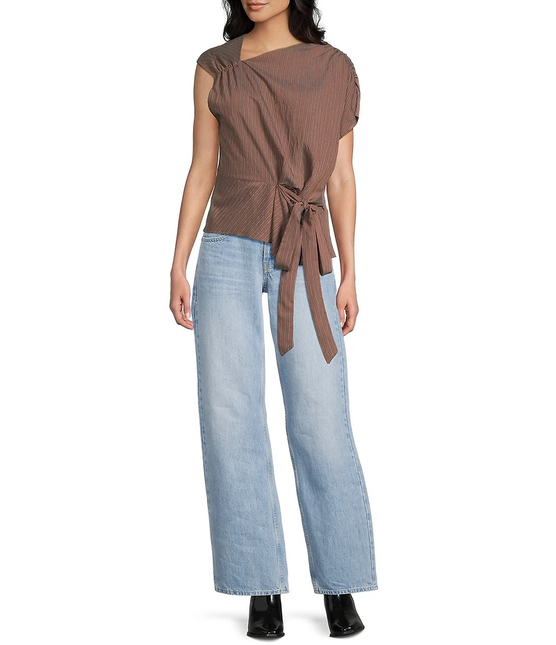 TOPSHOP Drape Neck Short Sleeve Top