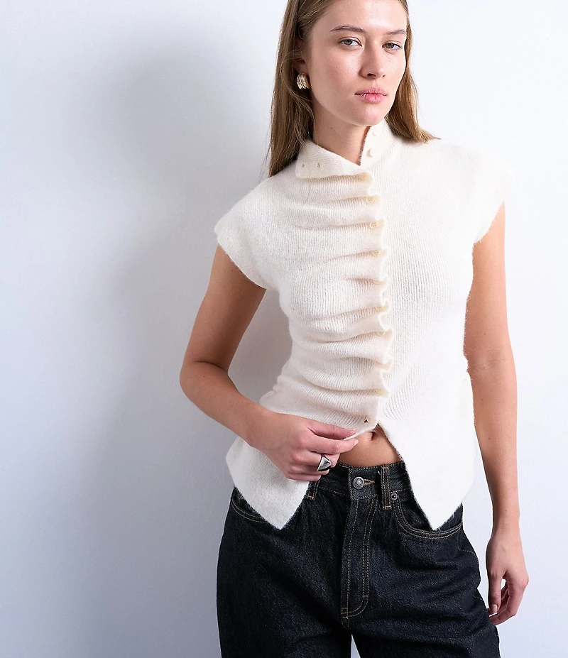 TOPSHOP Knit Ruffle Button Front Short Sleeve Top