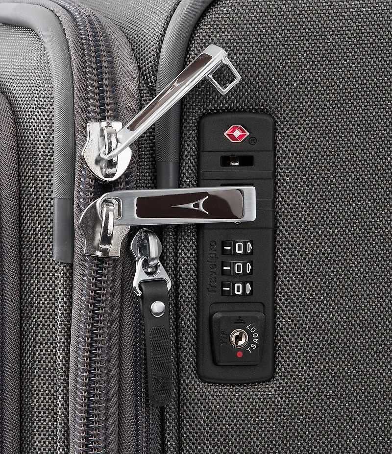 Travelpro Platinum Elite 25#double; Expandable Spinner