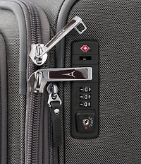 Travelpro Platinum Elite 25#double; Expandable Spinner