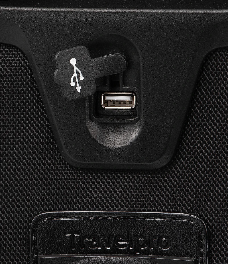 Travelpro Platinum Elite International Expandable Carry-On Spinner