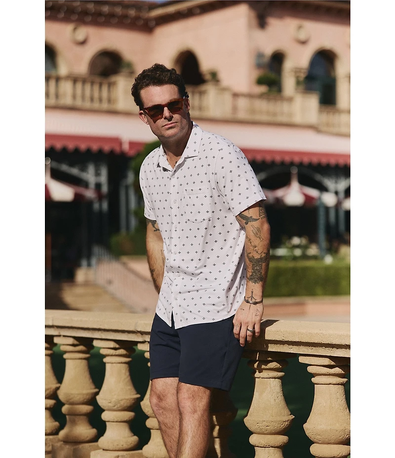 TravisMathew Comfortknit Swing Short Sleeve Woven Shirt