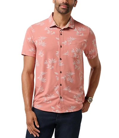 TravisMathew ComfortKnit Voyage Short Sleeve Woven Shirt
