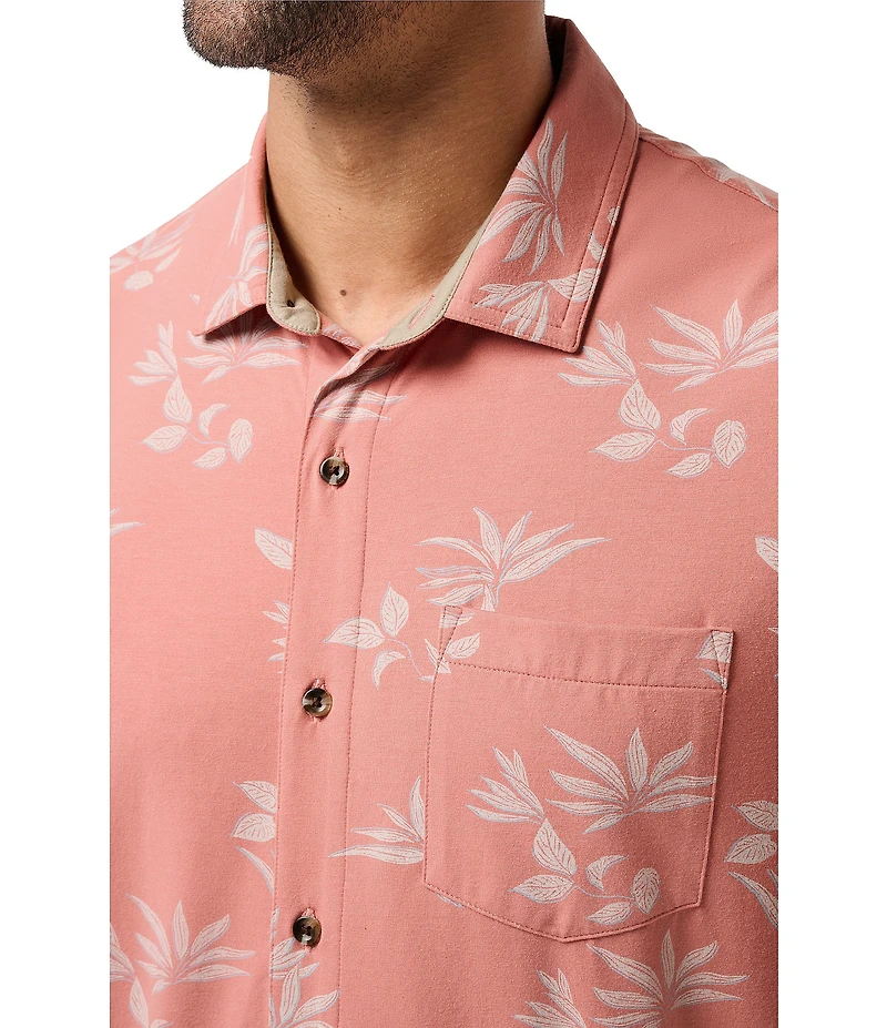 TravisMathew ComfortKnit Voyage Short Sleeve Woven Shirt