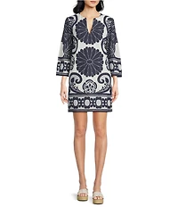 Trina Turk Amy Clip Jacquard Border Print Split V-Neck 3/4 Sleeve Dress