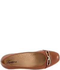 Trotters Dakota Leather Bit Buckle Pumps