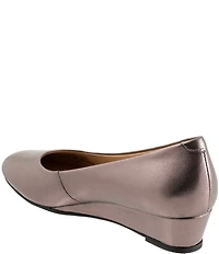 Trotters Denisse Leather Wedge Pumps