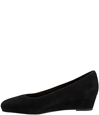 Trotters Denisse Suede Wedge Pumps
