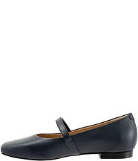 Trotters Hazel Leather Square Toe Mary Jane Flats