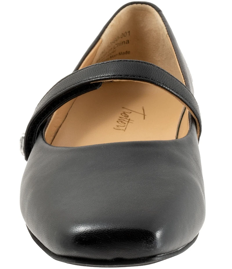 Trotters Hazel Leather Square Toe Mary Jane Flats