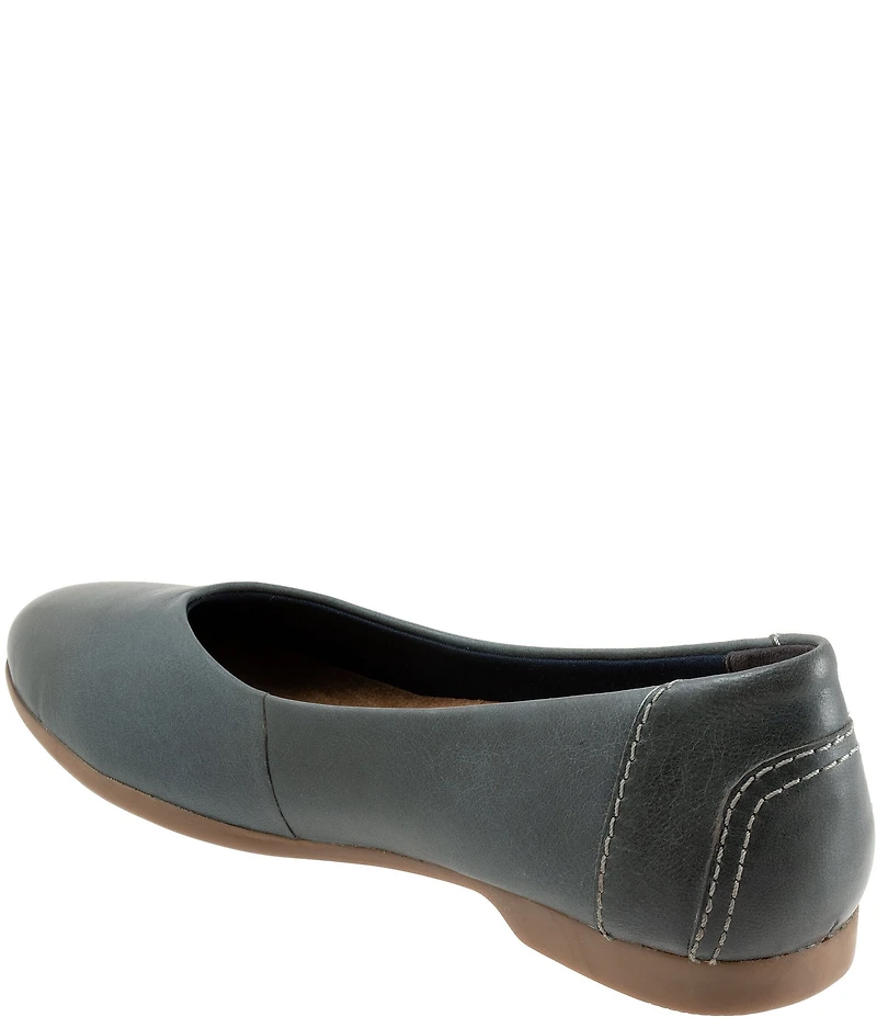 Trotters Iris Leather Ballet Flats