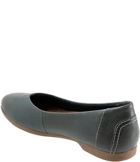 Trotters Iris Leather Ballet Flats