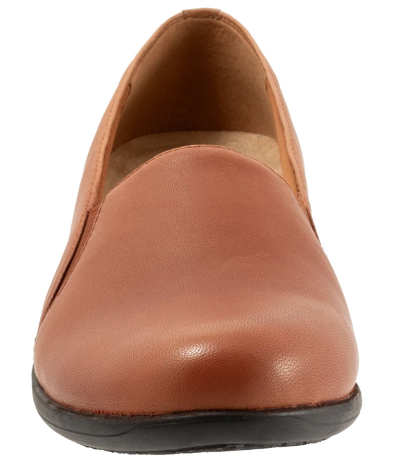 Trotters Reagan Leather Slip Ons