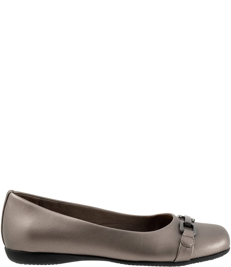 Trotters Sadie Square Toe Bit Buckle Flats