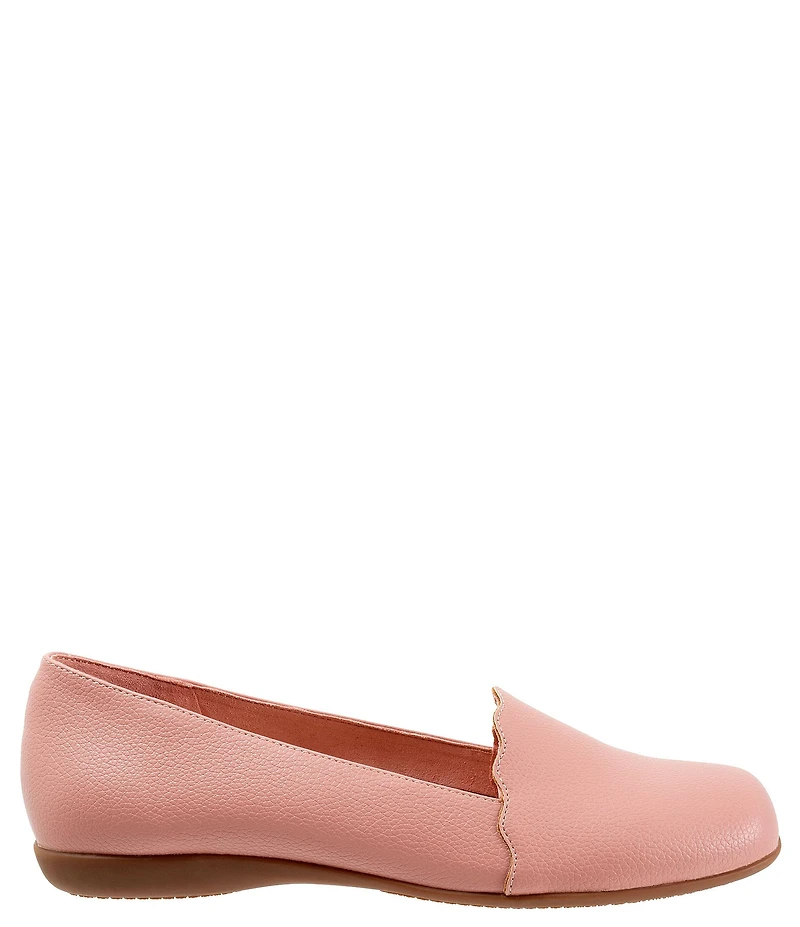 Trotters Sage Scalloped Trim Loafers