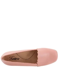 Trotters Sage Scalloped Trim Loafers