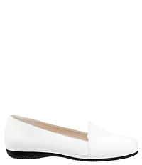 Trotters Sage Scalloped Trim Loafers