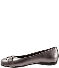 Trotters Sizzle Signature Leather Buckle Ornament Ballet Flats
