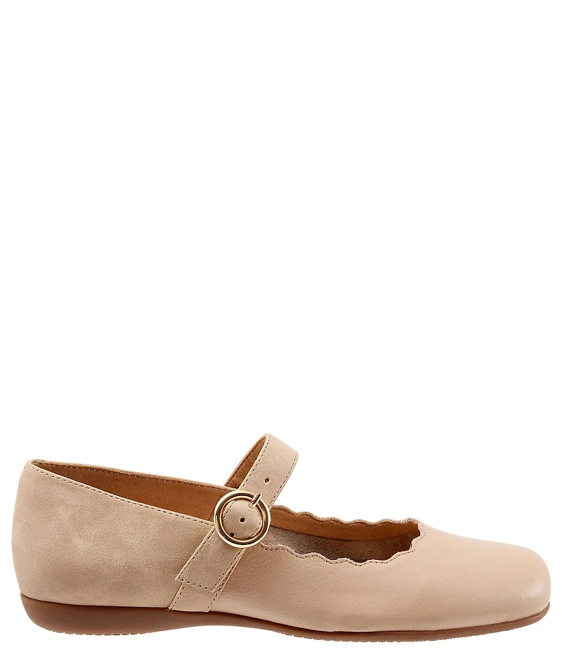 Trotters Sugar Scalloped Leather Mary Jane Flats