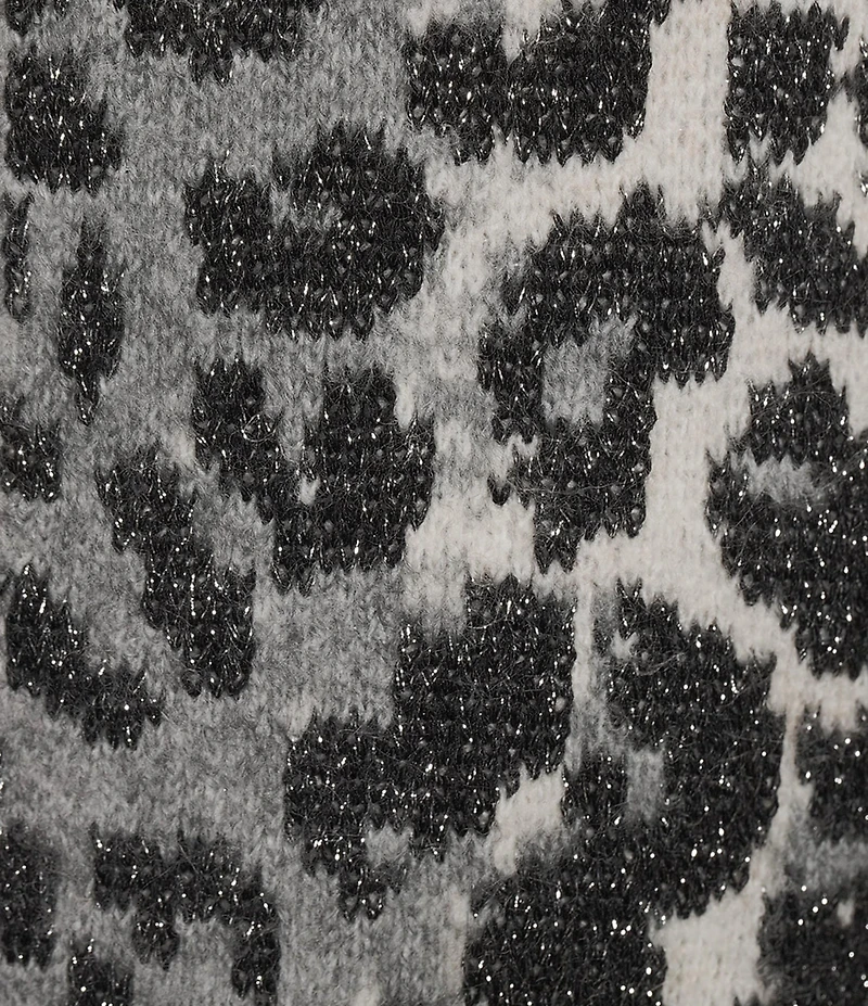 Tru Luxe Jeans Leopard Jacquard Point Collar Long Sleeve Button Front Cardigan