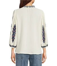 Tru Luxe Jeans Linen Split Stand Collar 3/4 Sleeve Embroidered Top