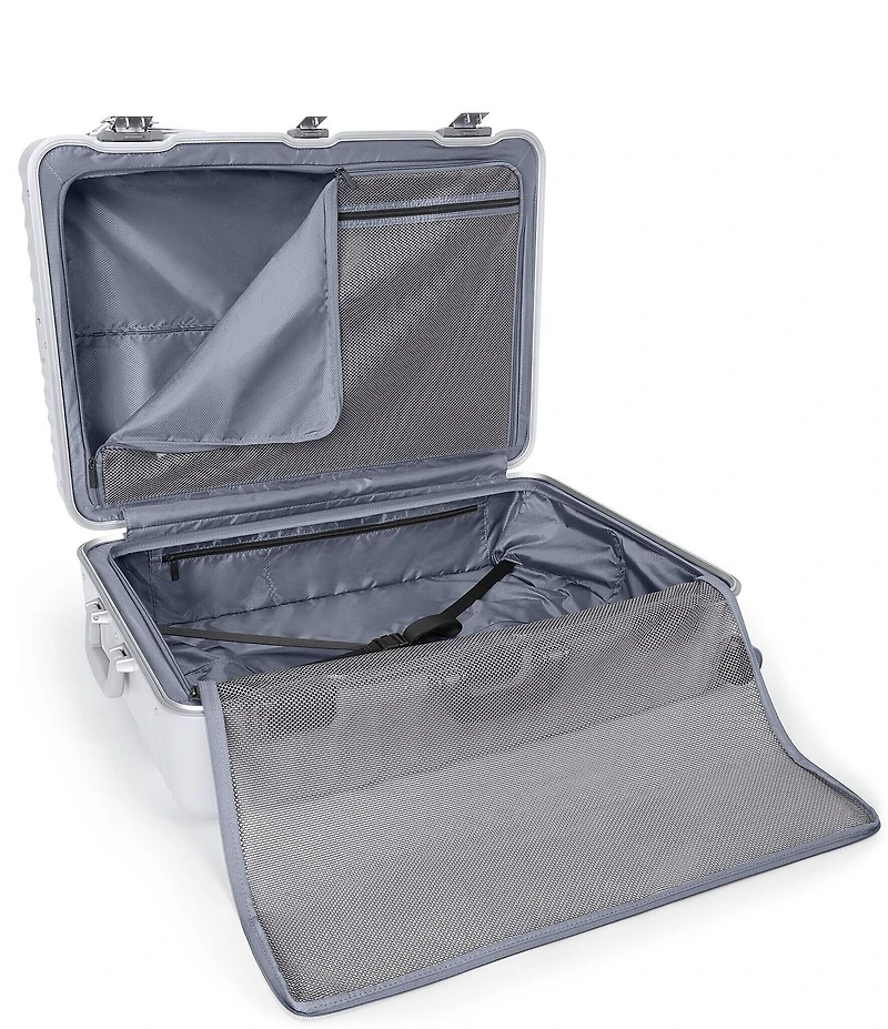 Tumi 19 Degree Extended Trip 4 Wheeled Packing Spinner Suitecase