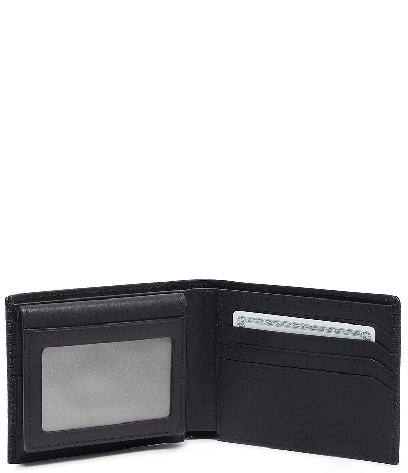 Tumi Nassau Global Removable Passcase