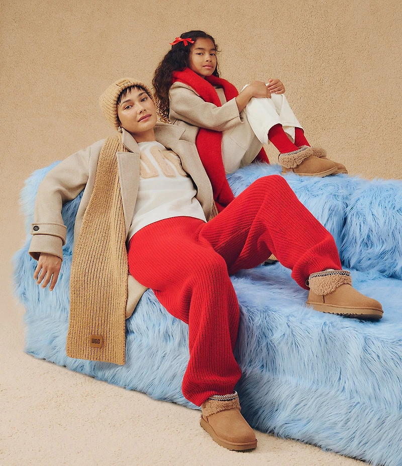 UGG Classic Ultra Mini Maxi Curly Suede Booties